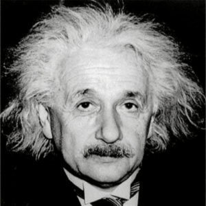 Photo en noir et blanc d'Albert Einstein